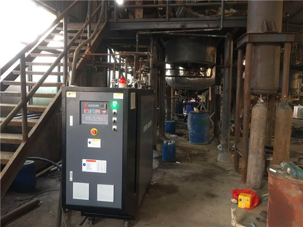 模溫機導(dǎo)熱油如何選擇-歐能詳細(xì)介紹