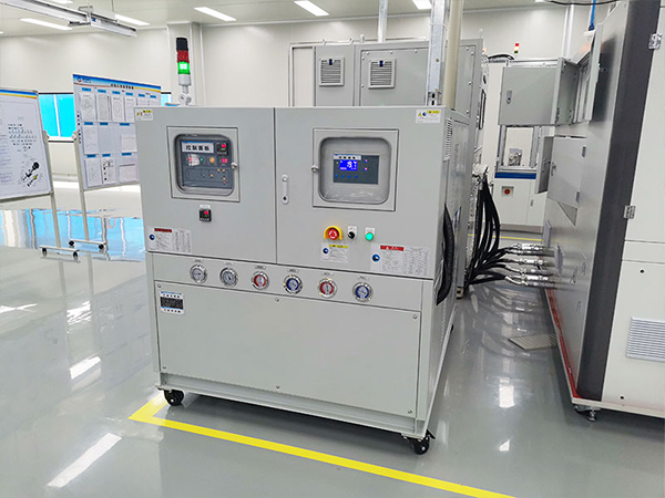 現(xiàn)代工業(yè)必備的冷熱一體機多少錢一臺？