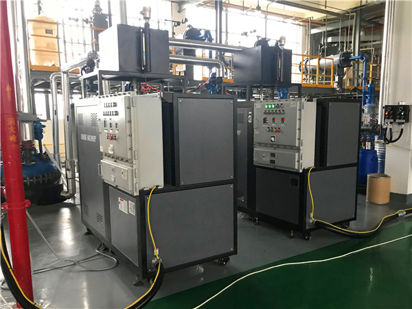 化工醫(yī)藥反應(yīng)釜加熱，「歐能機(jī)械」防爆高低溫一體模溫機(jī)有什么優(yōu)勢(shì)？